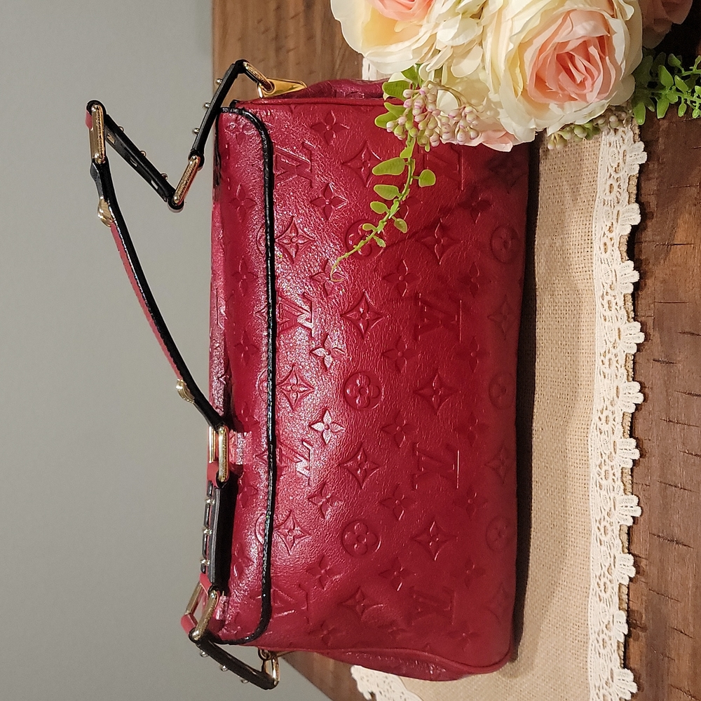 🎉SOLD🎉  🦄 ULTRA RARE 🦄 LV Maidia Rubel Red bag - Picture 3 of 16